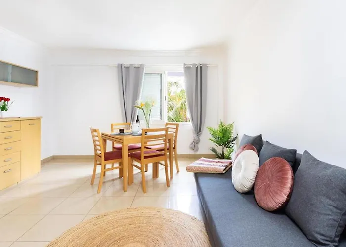 Live Cristianos Square Apartamento *