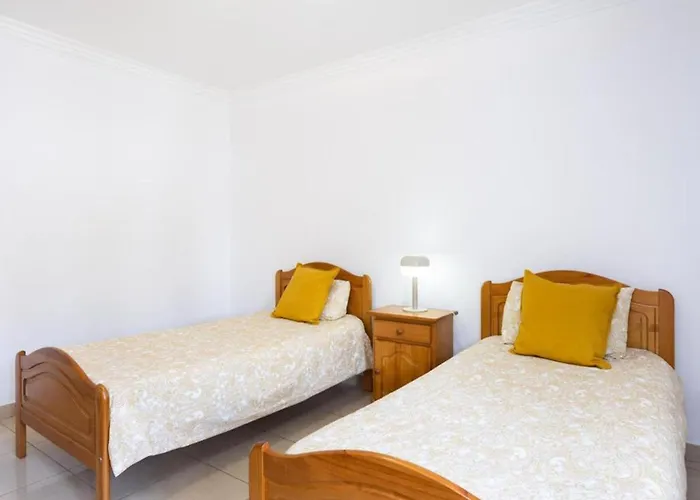 Live Cristianos Square