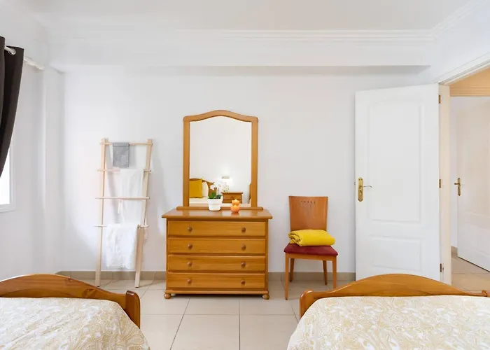 Live Cristianos Square Apartament