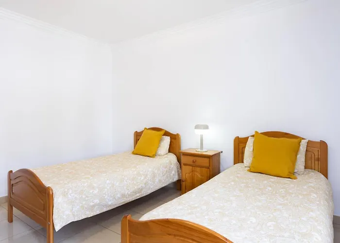 Live Cristianos Square