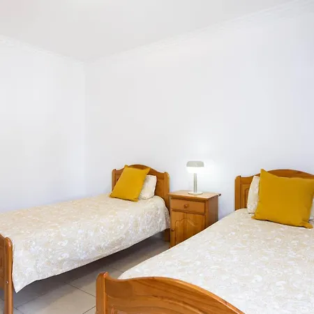 Live Cristianos Square