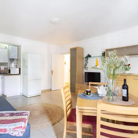 Live Cristianos Square